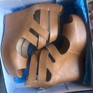 Size 9, dolce vita, clean, no scuffs